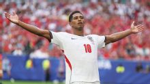 Jude Bellingham vive "su Mundial" e ilusiona a Inglaterra con el título