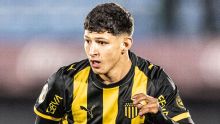 Leonel Jaime tras su debut con Peñarol: "Agradecido con el hincha por los aplausos y el apoyo"