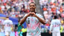 Man United in advanced talks to sign Youri Tielemans from Aston Villa - sources