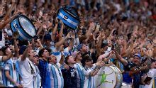 Inglaterra x Argentina pega fogo já nos hinos nacionais com vaias, provocações e tensão