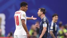Bellingham explicó la discusión con Messi en Argentina vs. Inglaterra: "No fue nada malo"
