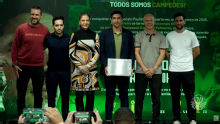 Abel cita Guardiola e Klopp para elogiar Leila: 'Muito difícil encontrar clubes com presidentes que pensam como ela'