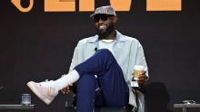 LeBron James 'atiça' várias torcidas com sinais de onde jogará na próxima temporada da NBA