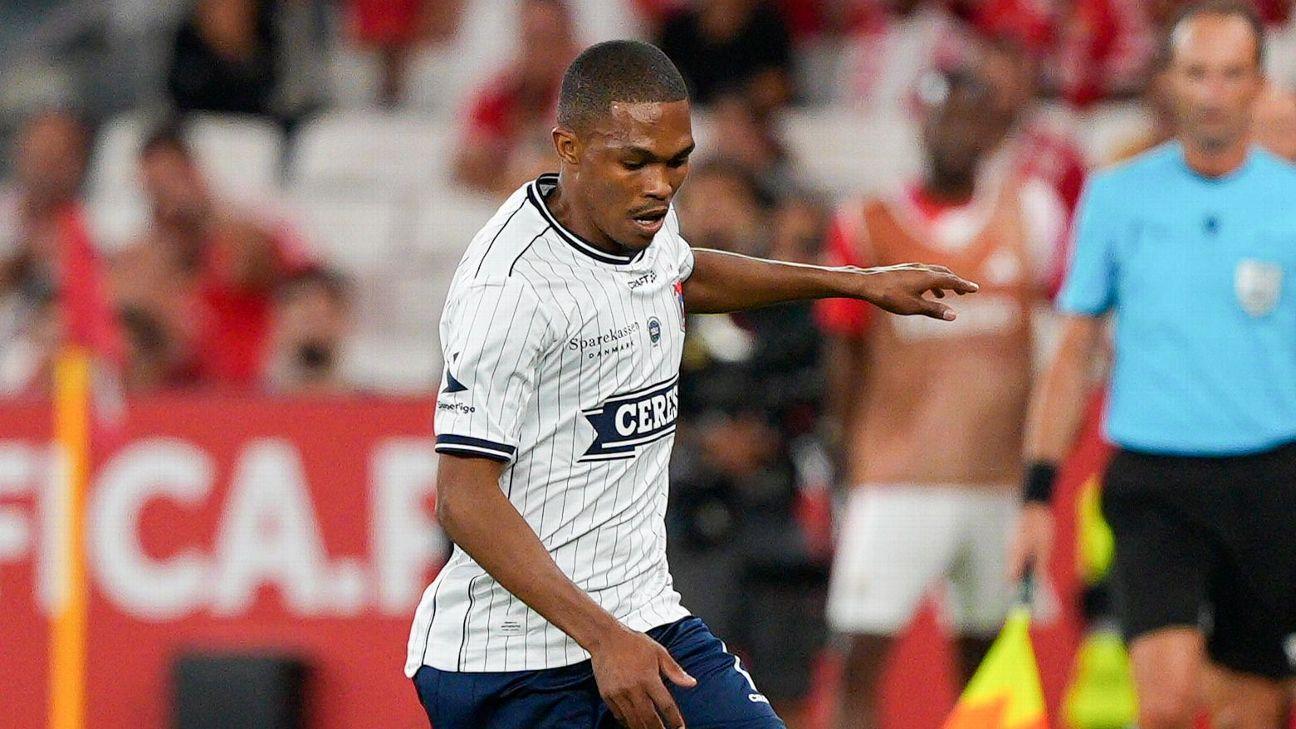 Gift Links was a strange omission from Hugo Broos's plans, but could he get a look-in under Pitso Mosimane? Links hasn't played for Bafana since 2021.