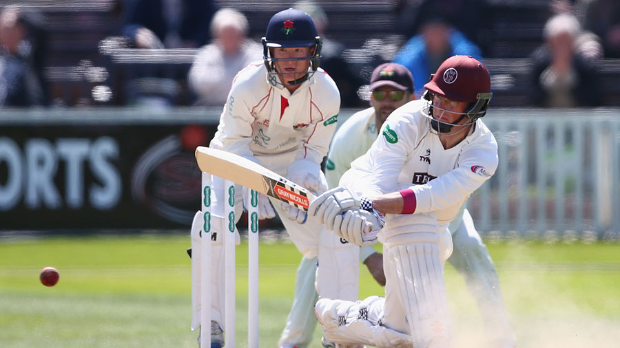 Get Ball by Ball Commentary of Somerset vs Lancashire, Specsavers