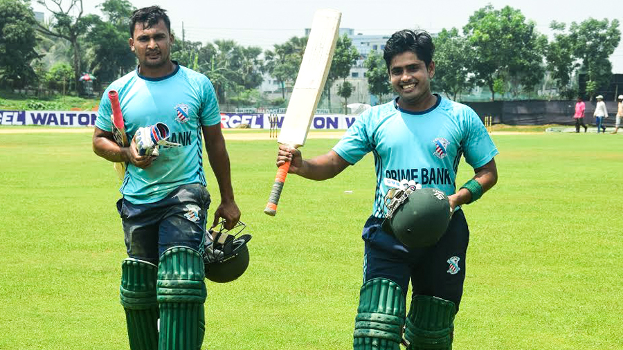 Shariful fourfor ends Abahani's sixmatch winning streak ESPNcricinfo