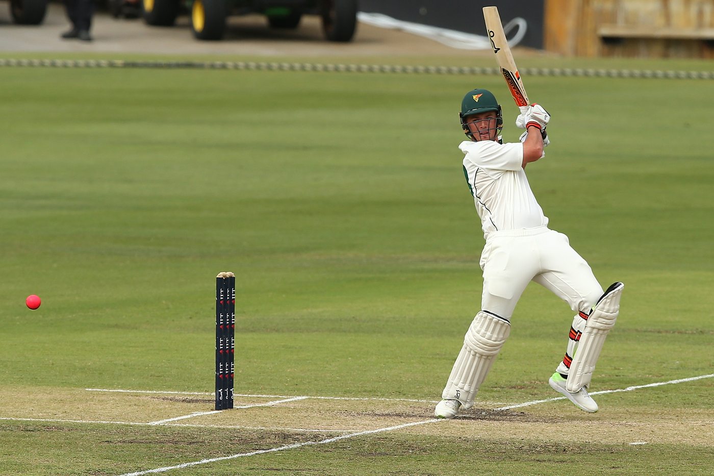 Pucovski ton leaves Tasmania facing 476-run target