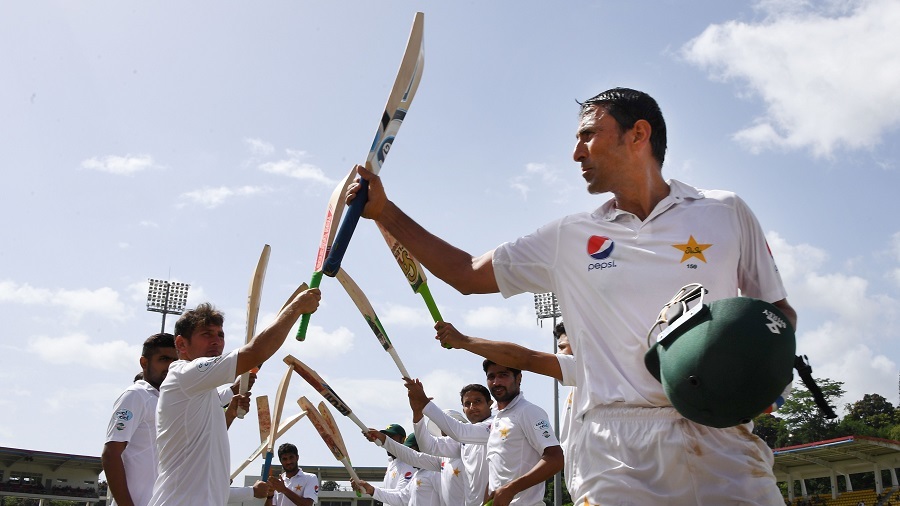 Younas Khan alerts Pakistani squad as Archer a madrid and threat for eng-pak expected matches