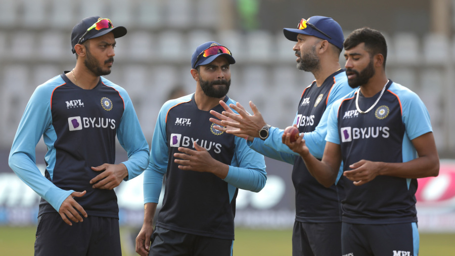 Selectors ponder options for South Africa tour as Jadeja, Gill and Axar grapple with injuries