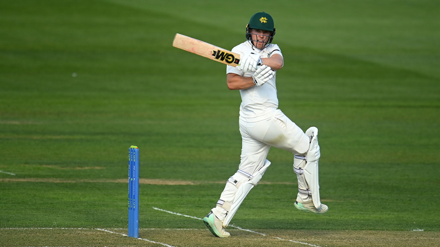 Get Ball by Ball Commentary of Nottinghamshire vs Somerset, County