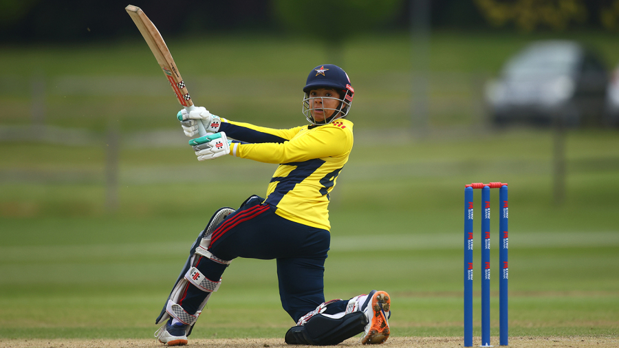 Sophia Dunkley finds form to power South East Stars to victory