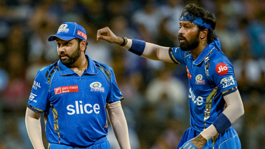 Boucher admits off-field noise may have  clouded  Hardik after MI finish at bottom