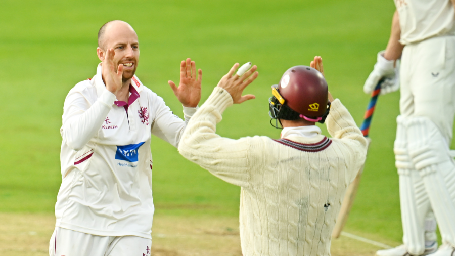 Jack Leach strikes on comeback as Somerset cement control
