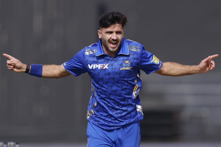 Fazalhaq Farooqi struck the first blow for MI Emirates — Article image accompanying MI Emirates bag Farooqi with record bid, Babar heads Vipers' Pakistan contingent on WagerUp Sports News. Fazalhaq Farooqi struck the first blow for MI Emirates — Article image accompanying MI Emirates bag Farooqi with record bid, Babar heads Vipers' Pakistan contingent on WagerUp Sports News.
