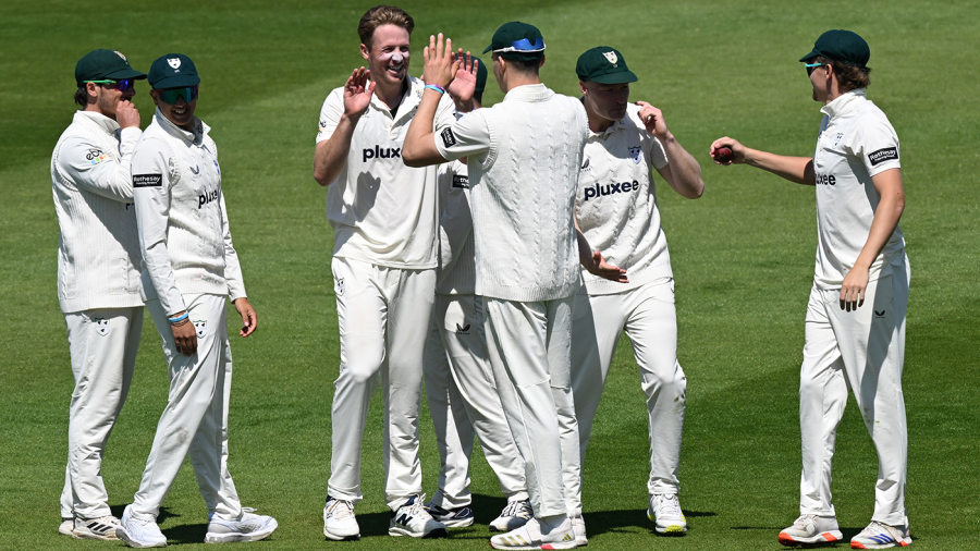Ben Allison takes the plaudits from his team-mates — Article image accompanying Ben Allison takes five as Derbyshire are bowled out for 88 on WagerUp Sports News.