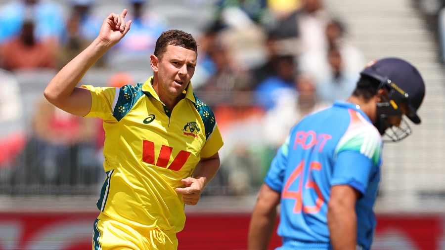 Australia, India Clash in Rain-Shortened 2nd ODI Australia Tour 2025