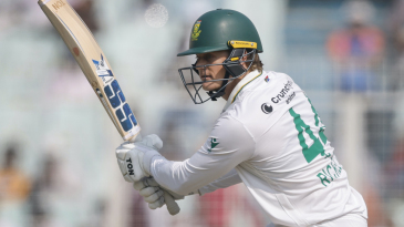 Rickelton and Stubbs in the spotlight as SA struggle again