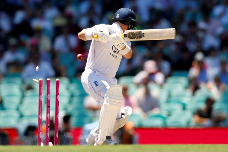 Ben Duckett chopped on for 42 — Article image accompanying Why are batters struggling so much in Australia? on WagerUp Sports News. Ben Duckett chopped on for 42 — Article image accompanying Why are batters struggling so much in Australia? on WagerUp Sports News.