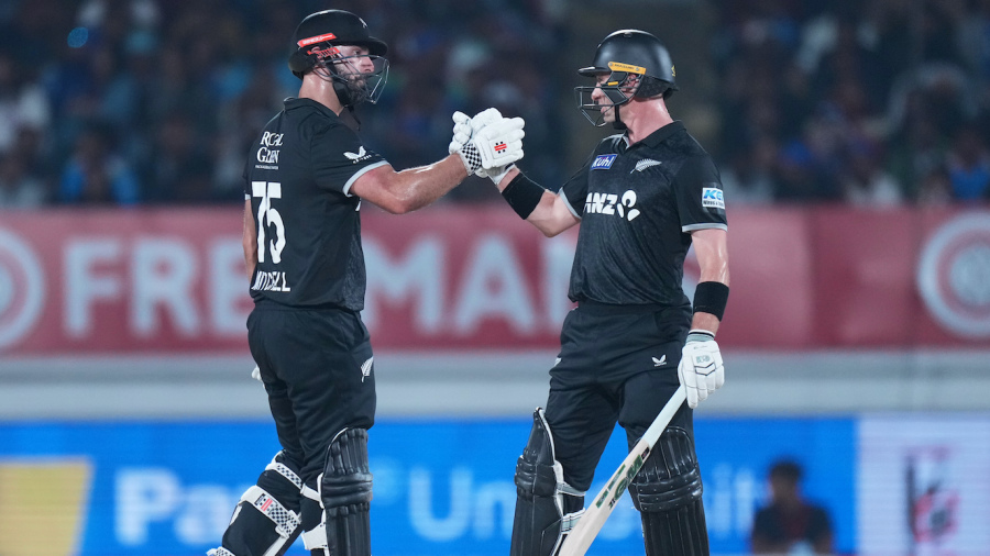Mitchell upstages Rahul as New Zealand level series
