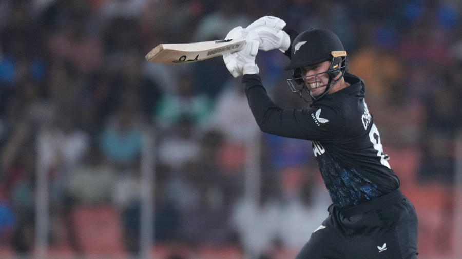Mark Chapman wasn't hindered by the fall of wickets — Article image accompanying Chapman and Foulkes to miss India T20I series with injuries on WagerUp Sports News.