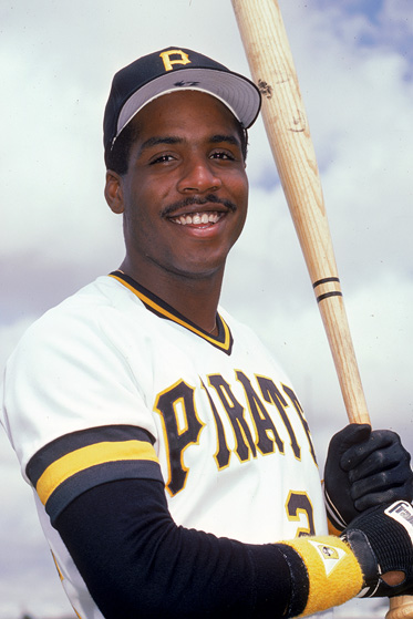 Should Roberto Clemente's #21 Be Universally Retired Across MLB? 