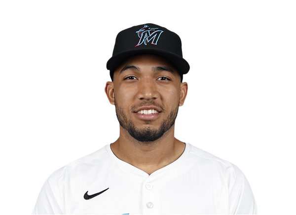 Headshot of Maximo Acosta