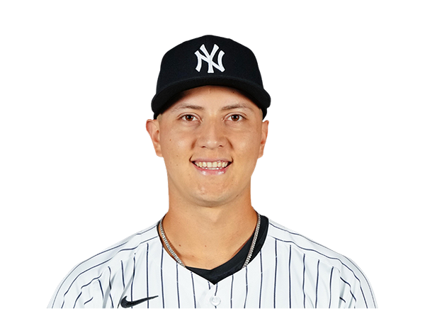 Headshot of Rafael Flores