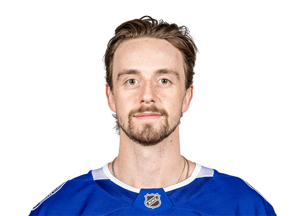 Headshot of Maxwell Crozier