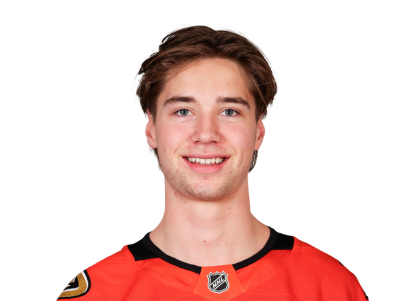 Headshot of Beckett Sennecke