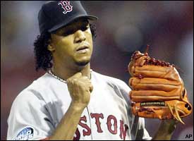 Boston Red Sox vs Yankees. Mark Bellhorn makes a leaping catch to