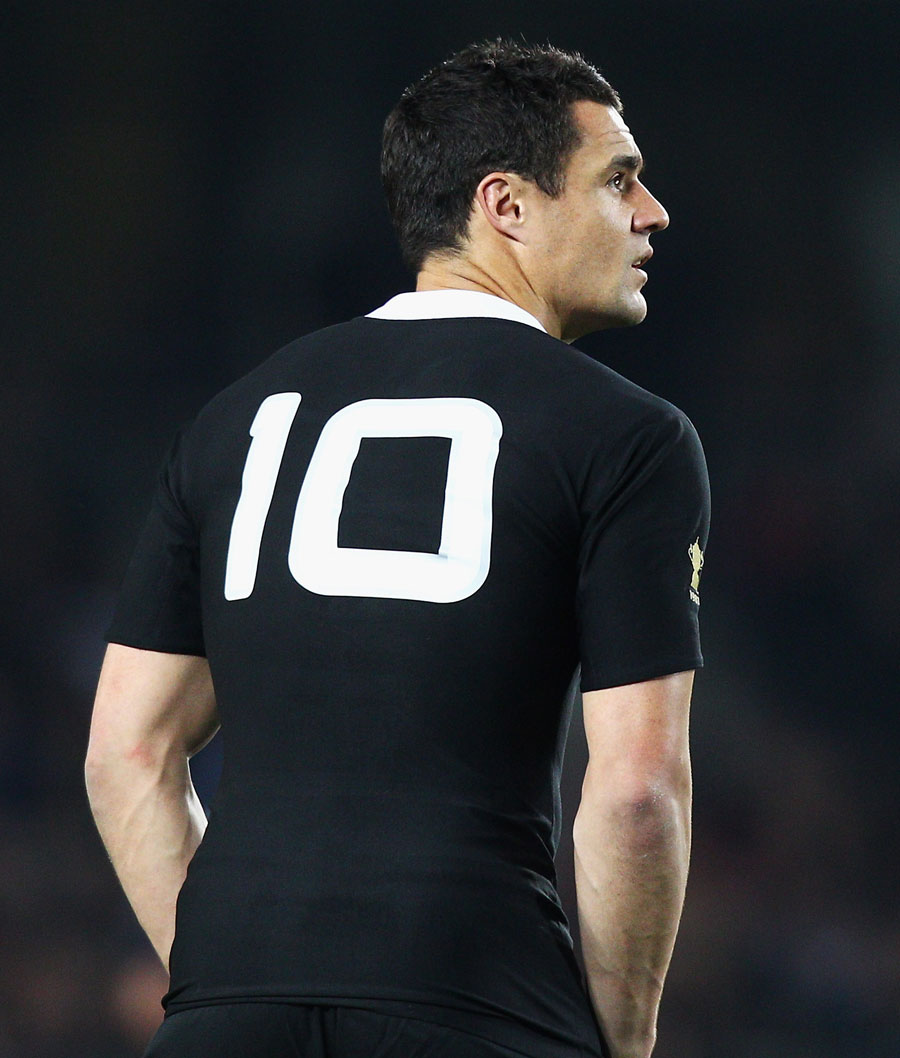 Rugby World Cup final: Reaction to Dan Carter's kicking in man of