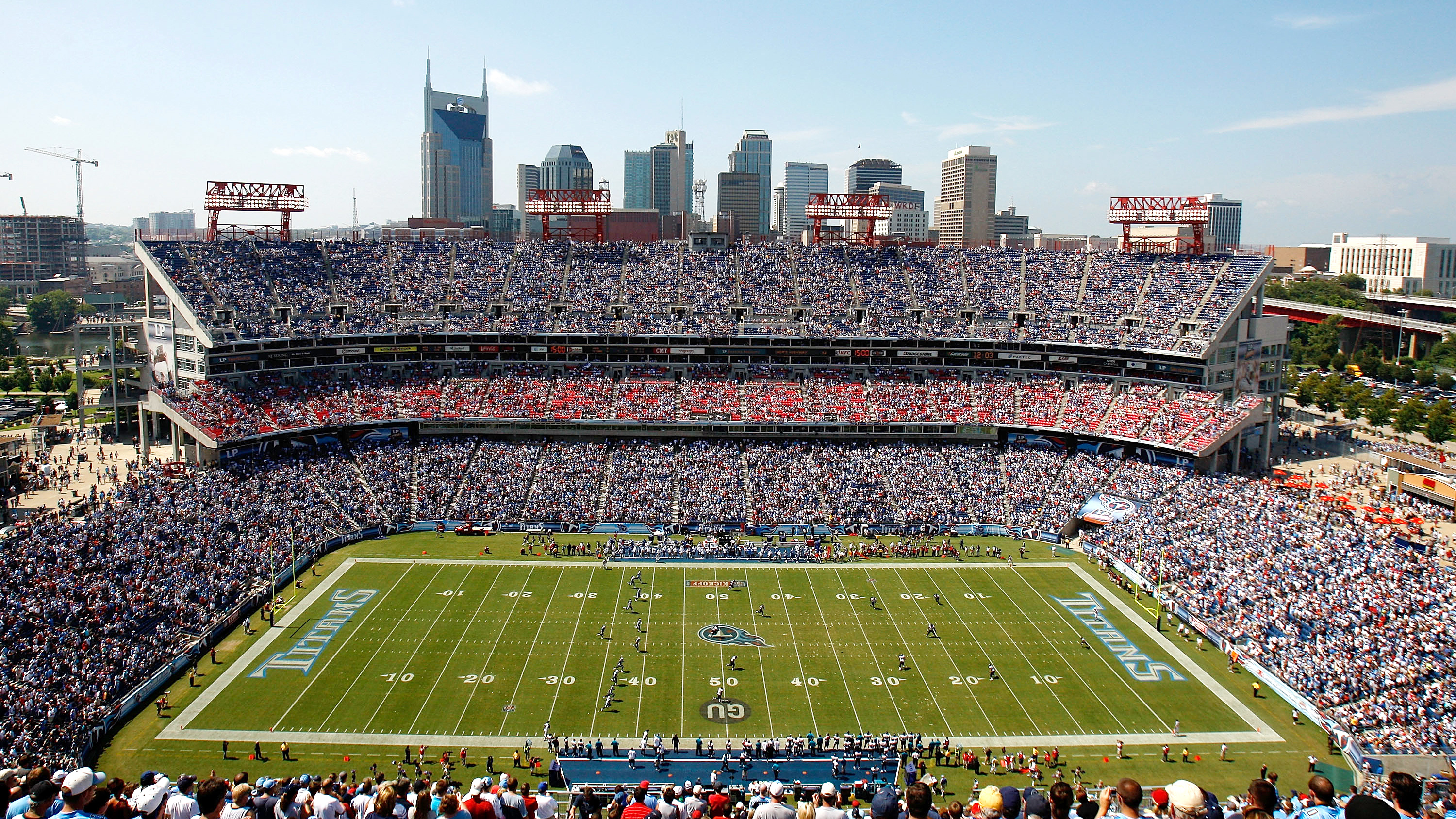 Vols kick off college football season against the Cavaliers at Nissan  Stadium 