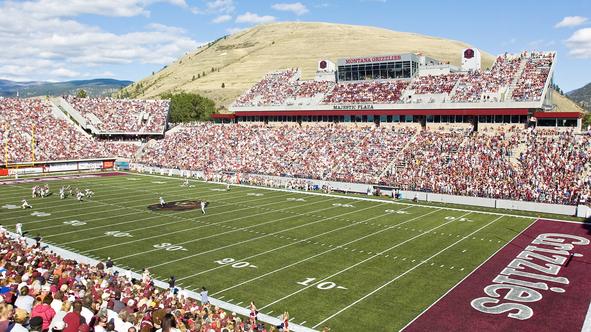 Washington-Grizzly Stadium
