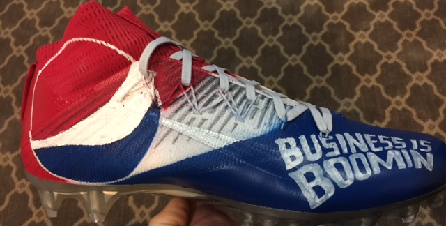 Antonio Brown Pays Tribute To Two Late Florida Legends On His Latest Custom  Cleats •