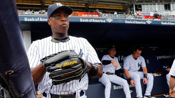 Soriano back with Yankees after trade with Cubs