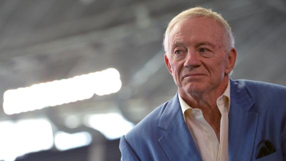 Jerry Jones: 'I don't see the negative' of Cowboys' draft board going public