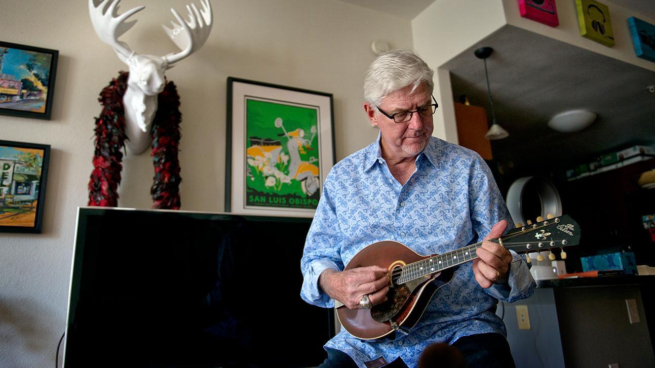 The Giant friendship between San Francisco Giants announcers Mike Krukow  and Duane Kuiper