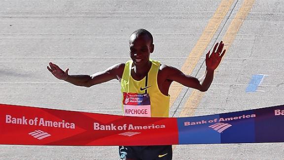 Weboct 5, 2023 · in an interview with olympics.com, kenyan kelvin kiptum shares how fast he plans to run his third career marathon in chicago, and the race for eliud kipchoge's … Eliud Kipchoge wins in Chicago - ABC7 Chicago