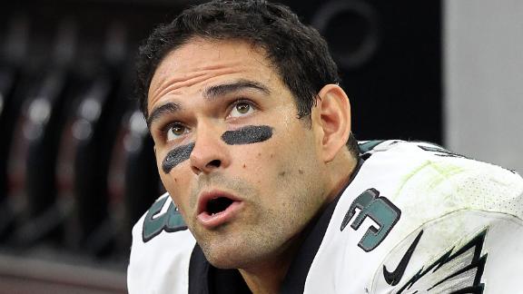 Photo: New York Jets Mark Sanchez and Braylon Edwards react at New