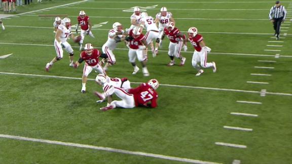 November 15, 2014: Nebraska Cornhuskers running back Ameer Abdullah #8  during the NCAA Football game between the Nebraska Cornhuskers and the  Wisconsin Badgers at Camp Randall Stadium in Madison, WI. Wisconsin defeated