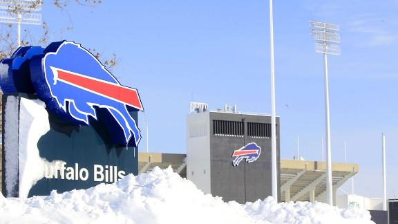 Bills offer free tickets to fans who shovel stadium snow
