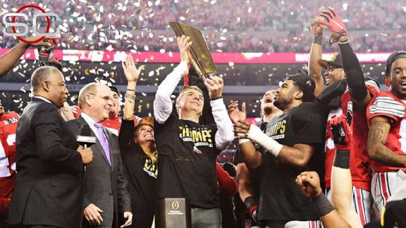Ezekiel Elliott S 4 Tds Lift Ohio State To Inaugural Cfp Title