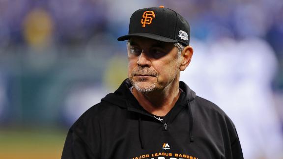 Bruce Bochy reports to Giants camp in new role