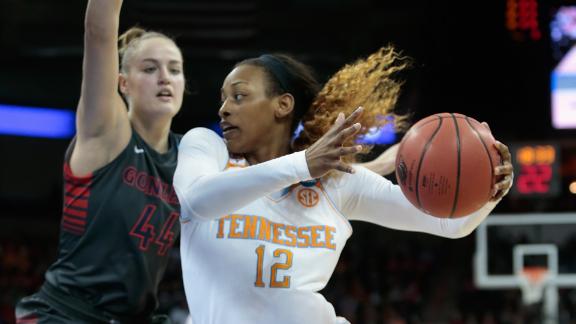 Tennessee Overcomes 17 Point Deficit Beats Gonzaga In Overtime