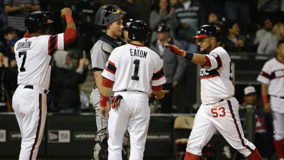 As trade winds blow, Cubs rally for wild 10-7 win over White Sox