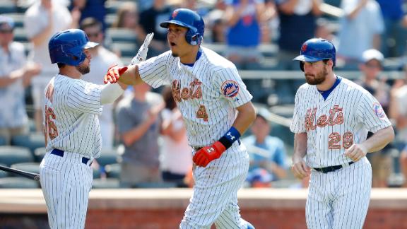 Anthony Recker reveals what it's like catching for Jacob deGrom
