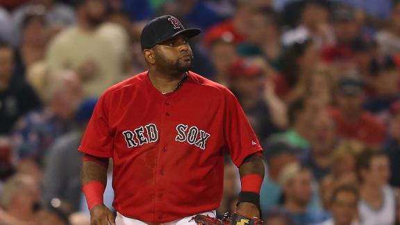 Red Sox bench Pablo Sandoval for using Instagram during game