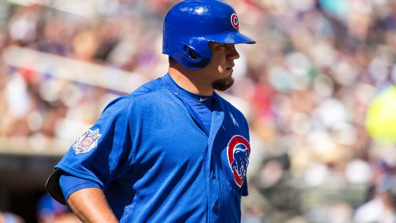 Chicago Cubs' Kyle Schwarber pulled from game after poor defensive play -  ESPN