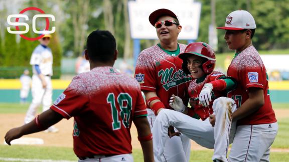 MLB trio travels down memory lane in return to Williamsport - ABC7 New York