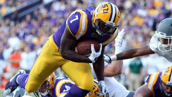 LSU's Leonard Fournette first in SEC to have 3 straight 200-yard ru ...